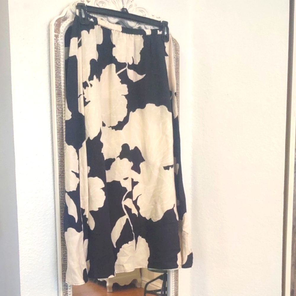 H&M Maxi Skirt New With Tags